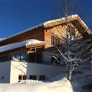 https://alpenchalet-iseler.com-bavaria.com
