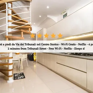 Centro Storico - Casa Con Wi-fi E 4 Posti Letto In Via Dei Tribunali Nápoles